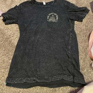 Black Hume lake t-shirt